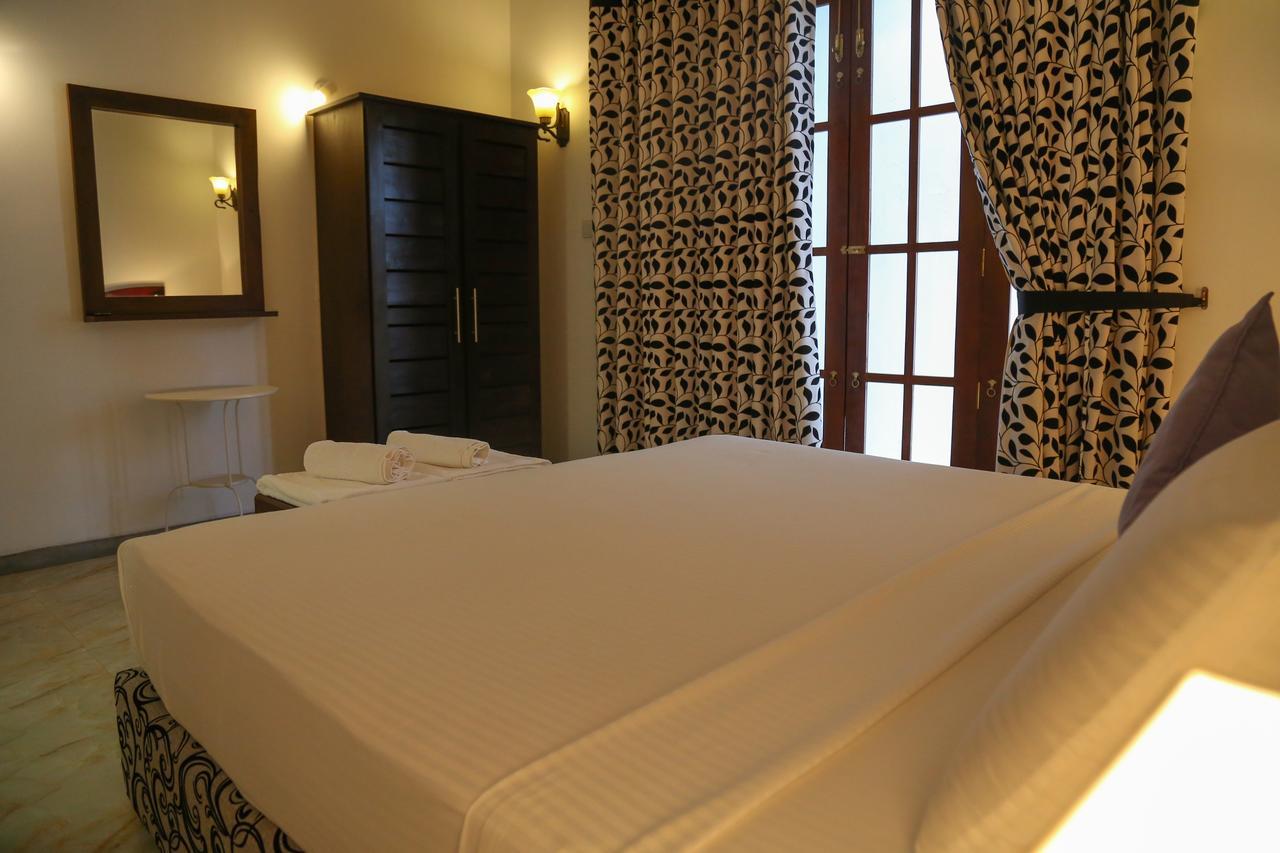 Sithi Villa ฮิกคาดูวา ภายนอก รูปภาพ